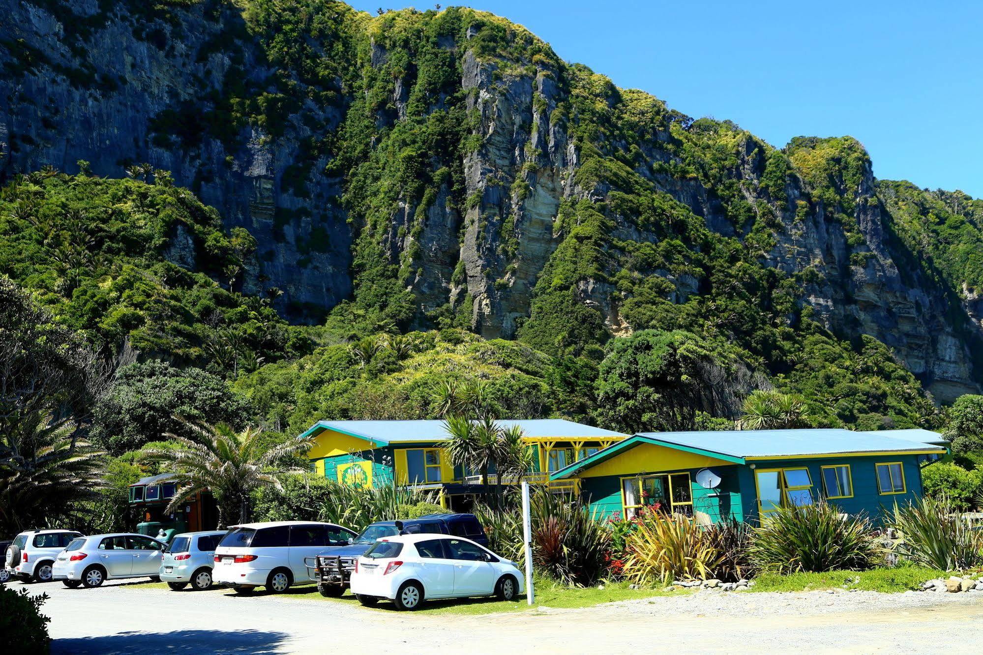 Punakaiki Beach Hostel Eksteriør bilde